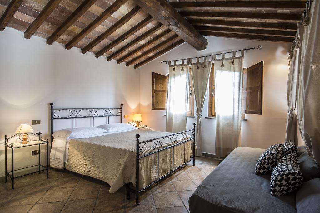 Villa Loghino Volterra Room photo